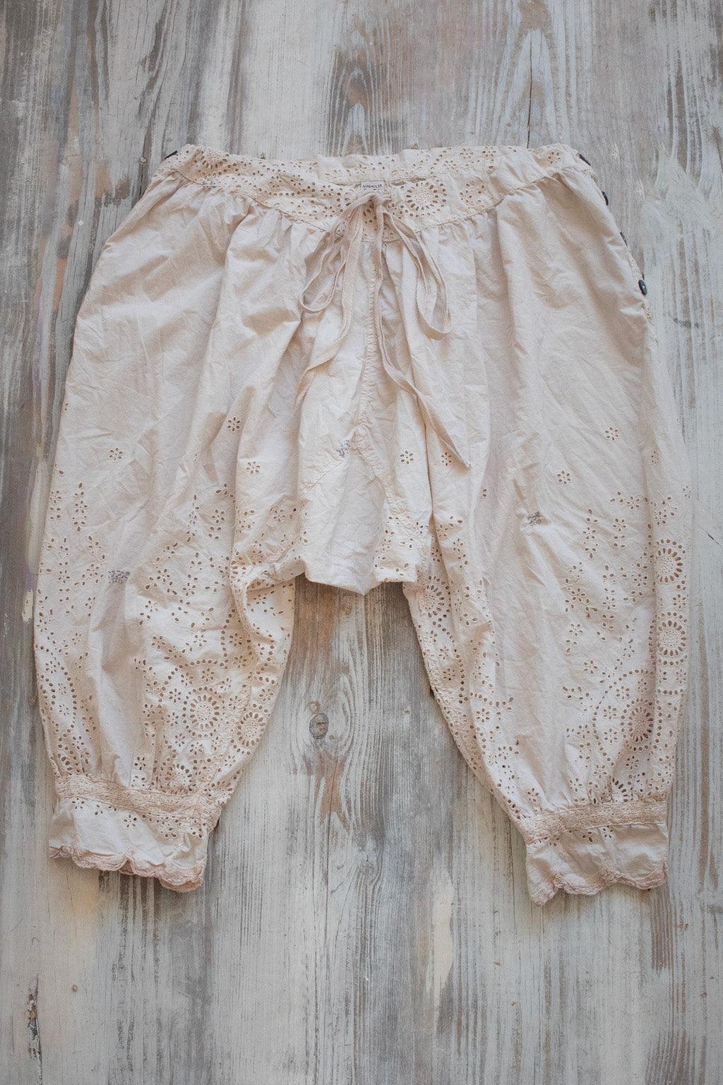 Eyelet Llucia Bloomers - Magnolia Pearl Clothing