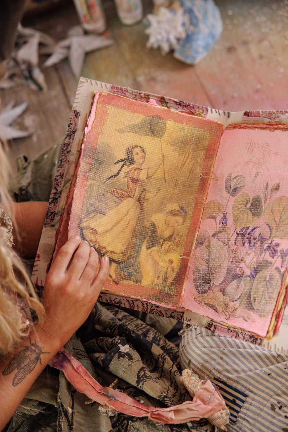 Poesie Sur Les Fleurs Notebook Magnolia Pearl Clothing