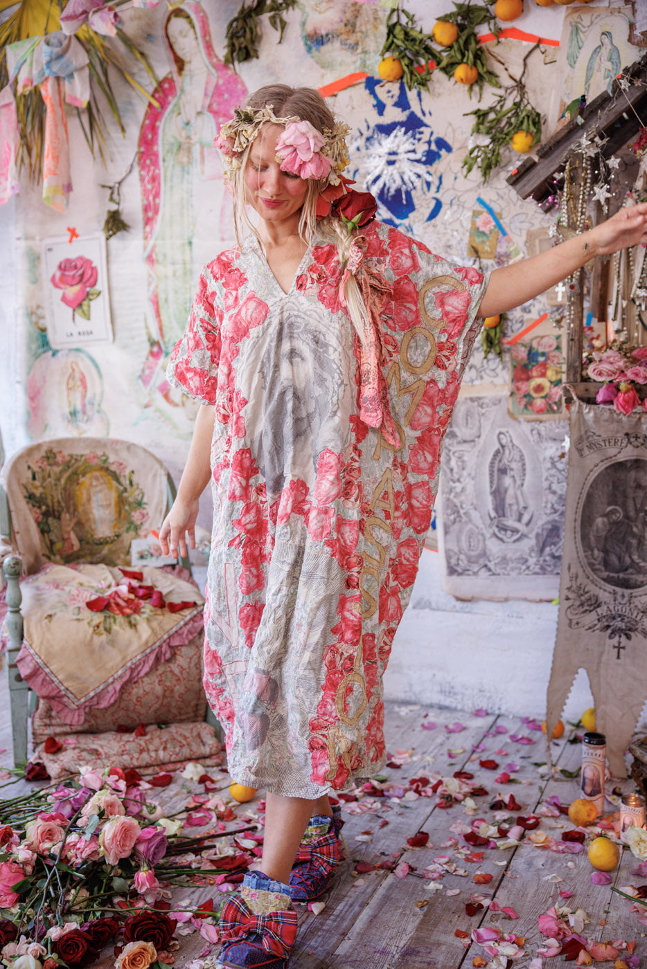 Gesù pianse Jaya Kaftan 