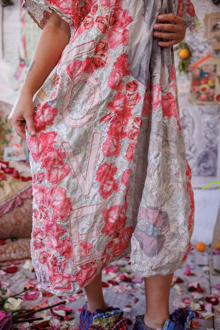 Gesù pianse Jaya Kaftan 