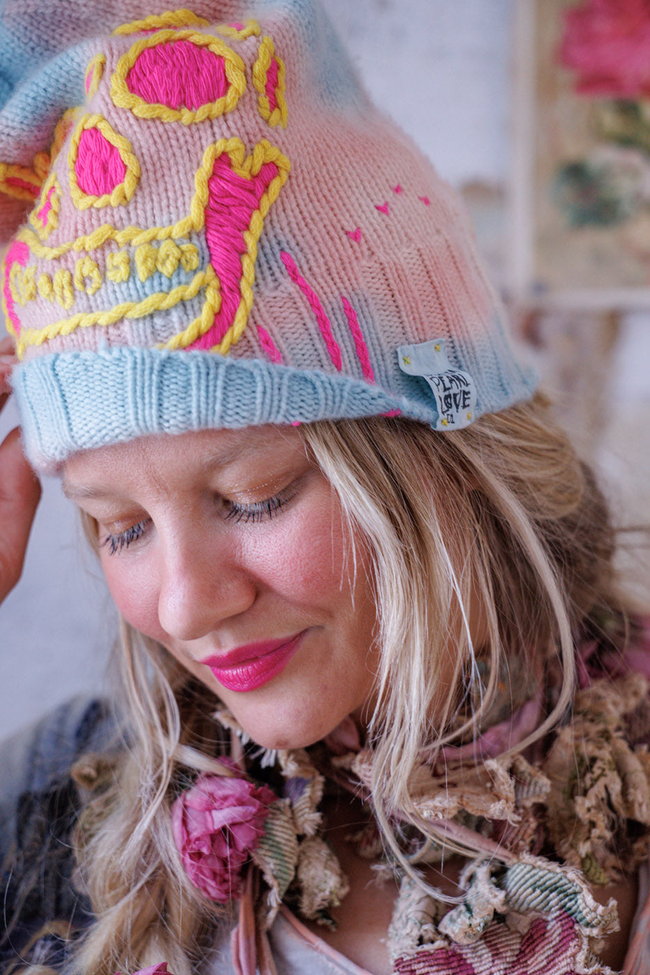 Amor Beanie Magnolia Pearl Clothing