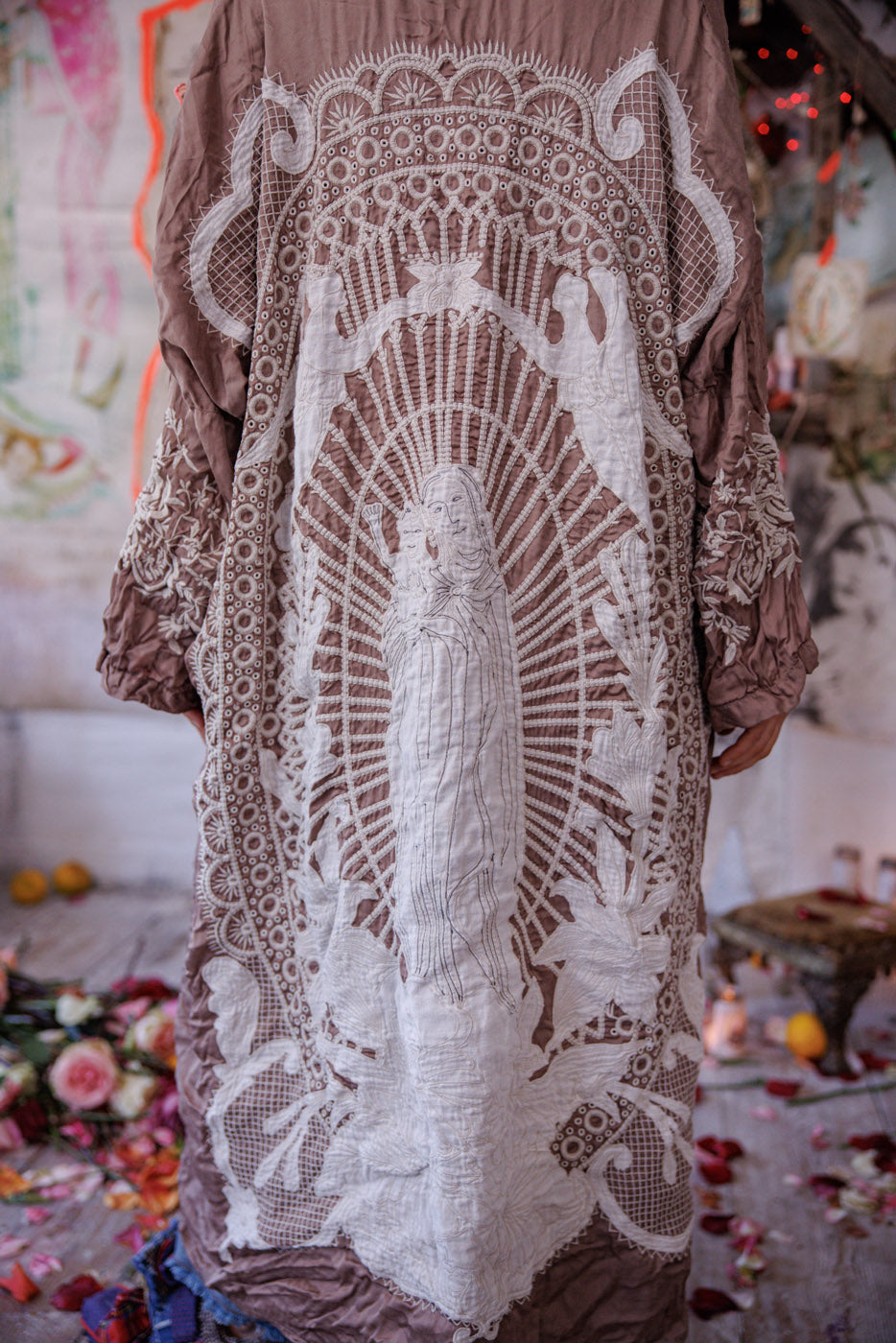 Applikert Velsignet Kimono 