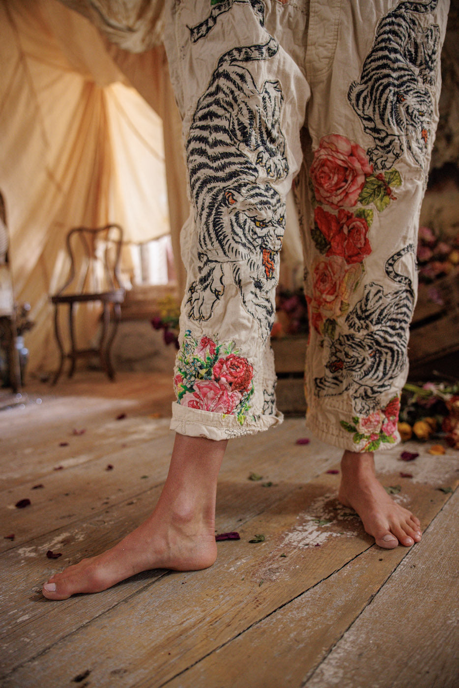 Брезентови флорални любовни гащеризони 