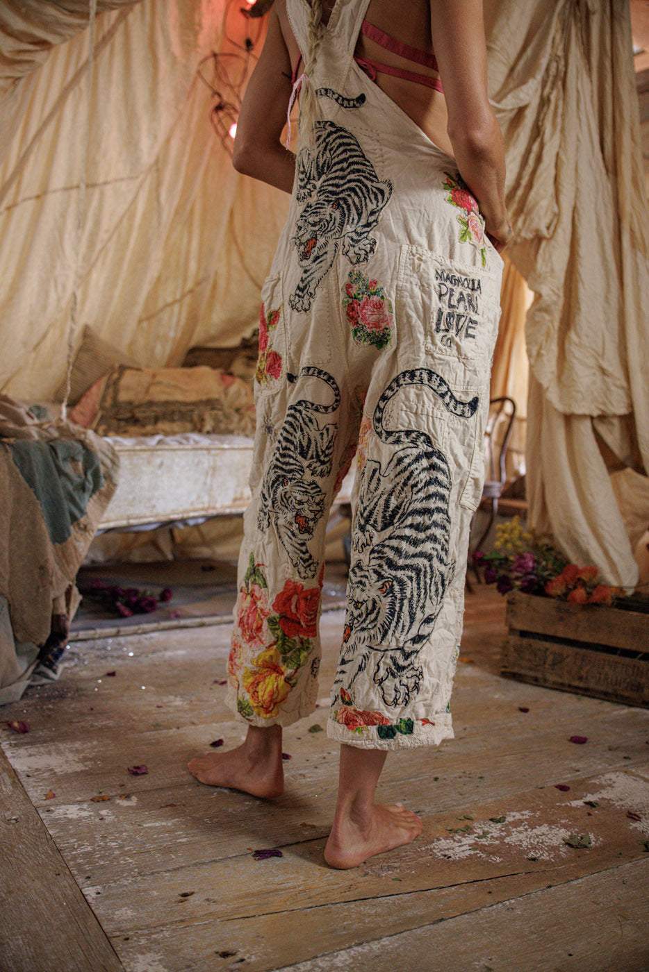 Брезентови флорални любовни гащеризони 