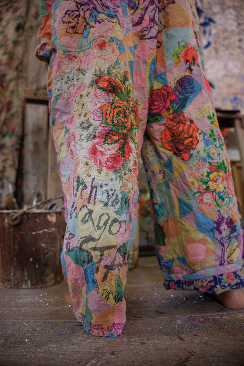 Графични любовни гащеризони 