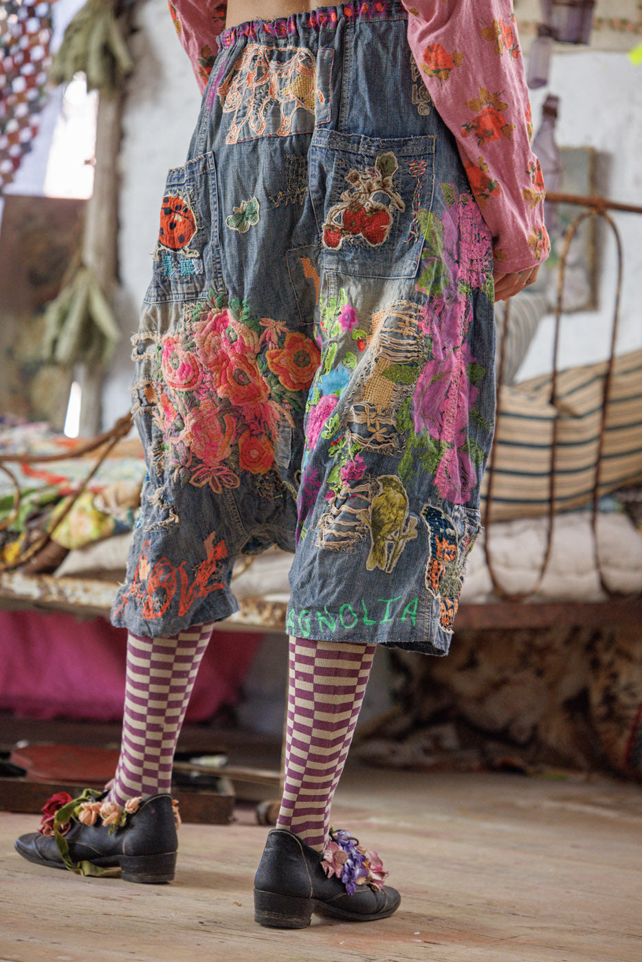 Embroidered Art Graphic Frankie Denims Magnolia Pearl Clothing