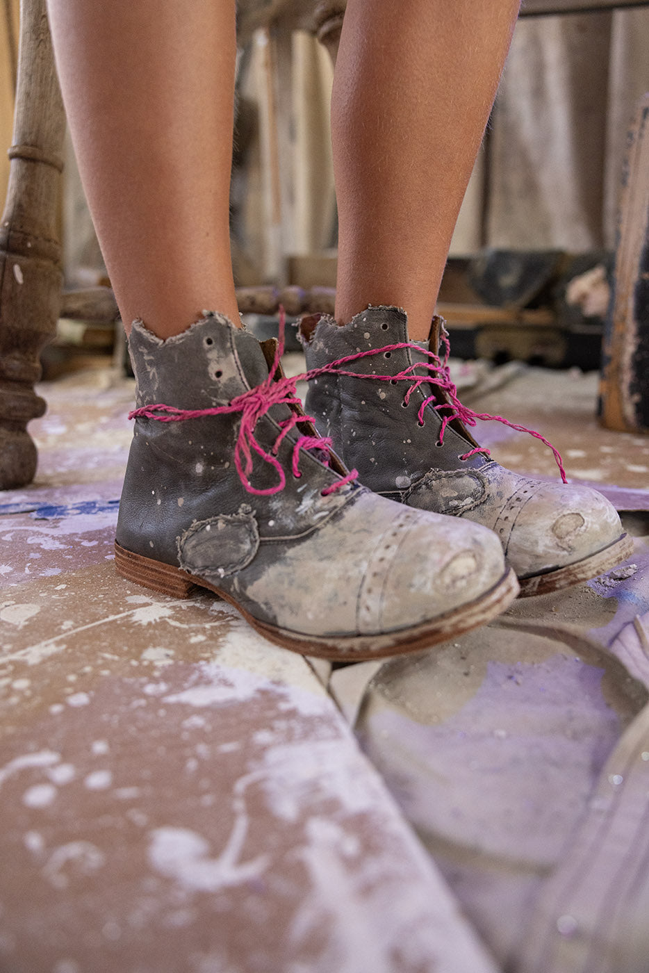 Paint Distress Bojangle Boots Magnolia Pearl Clothing