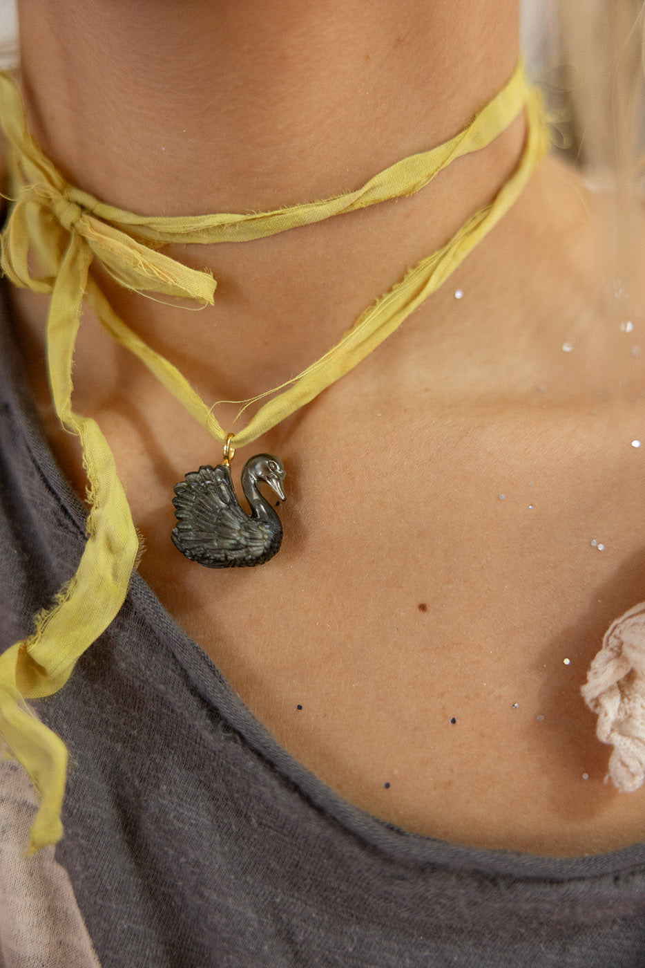 Mother Of Pearl Swan Pendant Magnolia Pearl Clothing