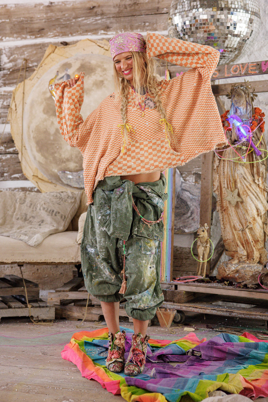 Проверете суитшърта Raji 