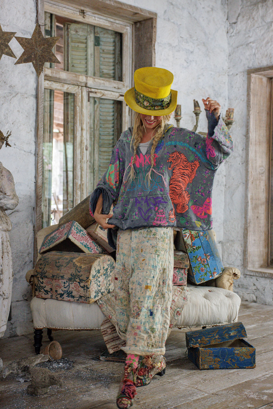 グラフィックス ラジ フーディー 