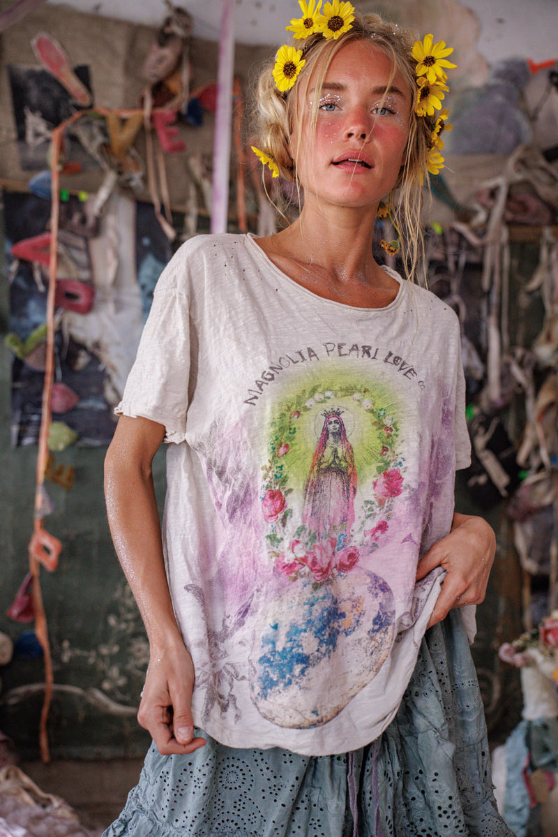 Aura and The Moon Tee