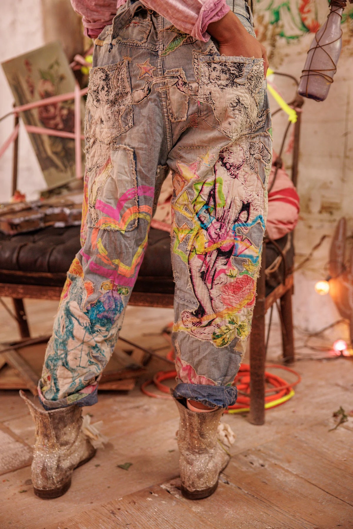 Jenseits von Regenbögen: Miner Jeans gewaschenes Indigo 