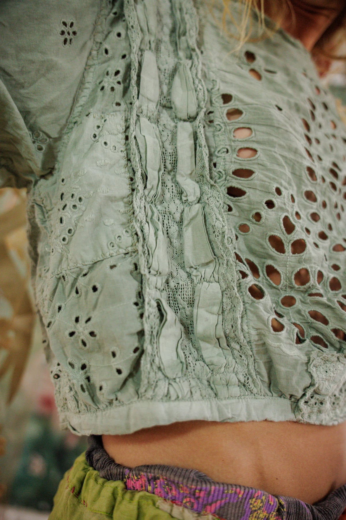Блуза с якичка Eyelet Pinny в морскосиво 