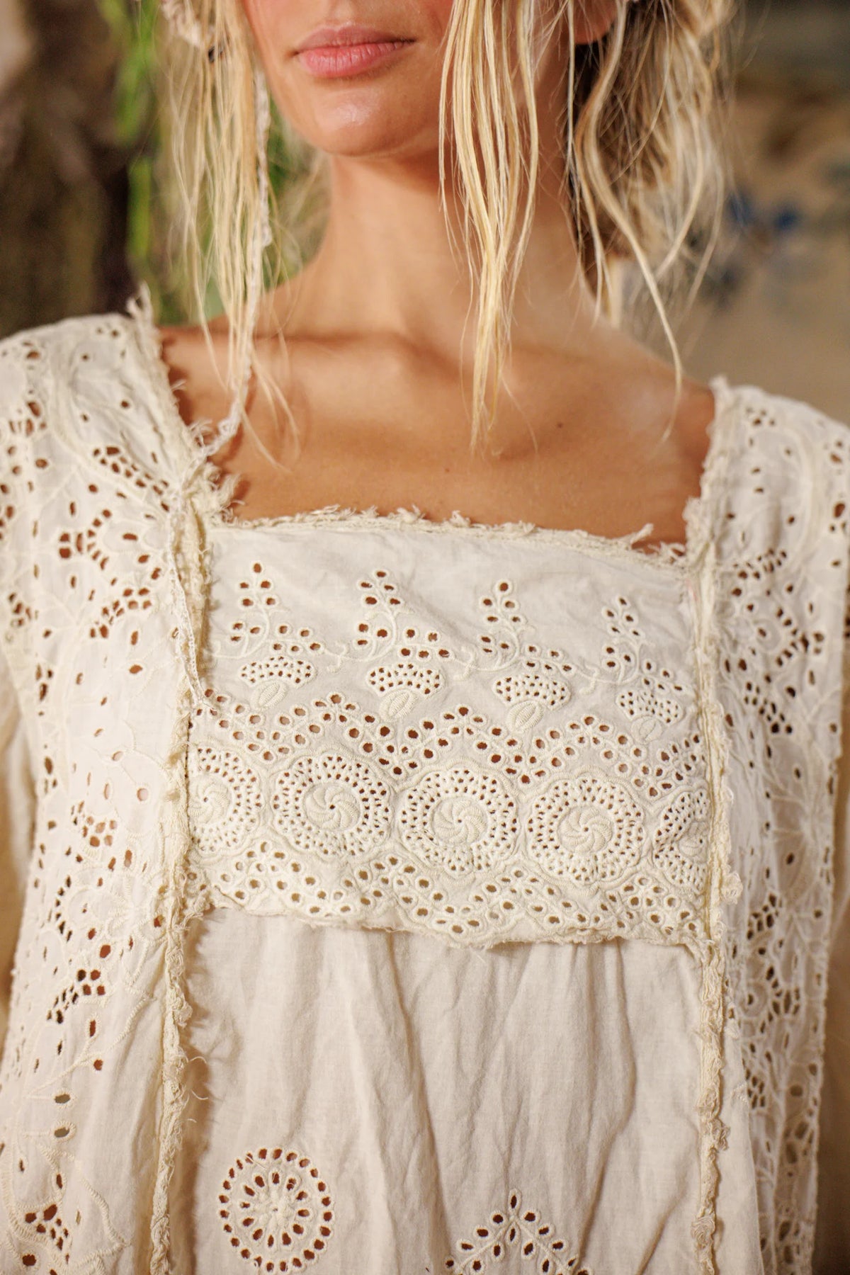 Eyelet-Patchwork-Helenia-Kleid 