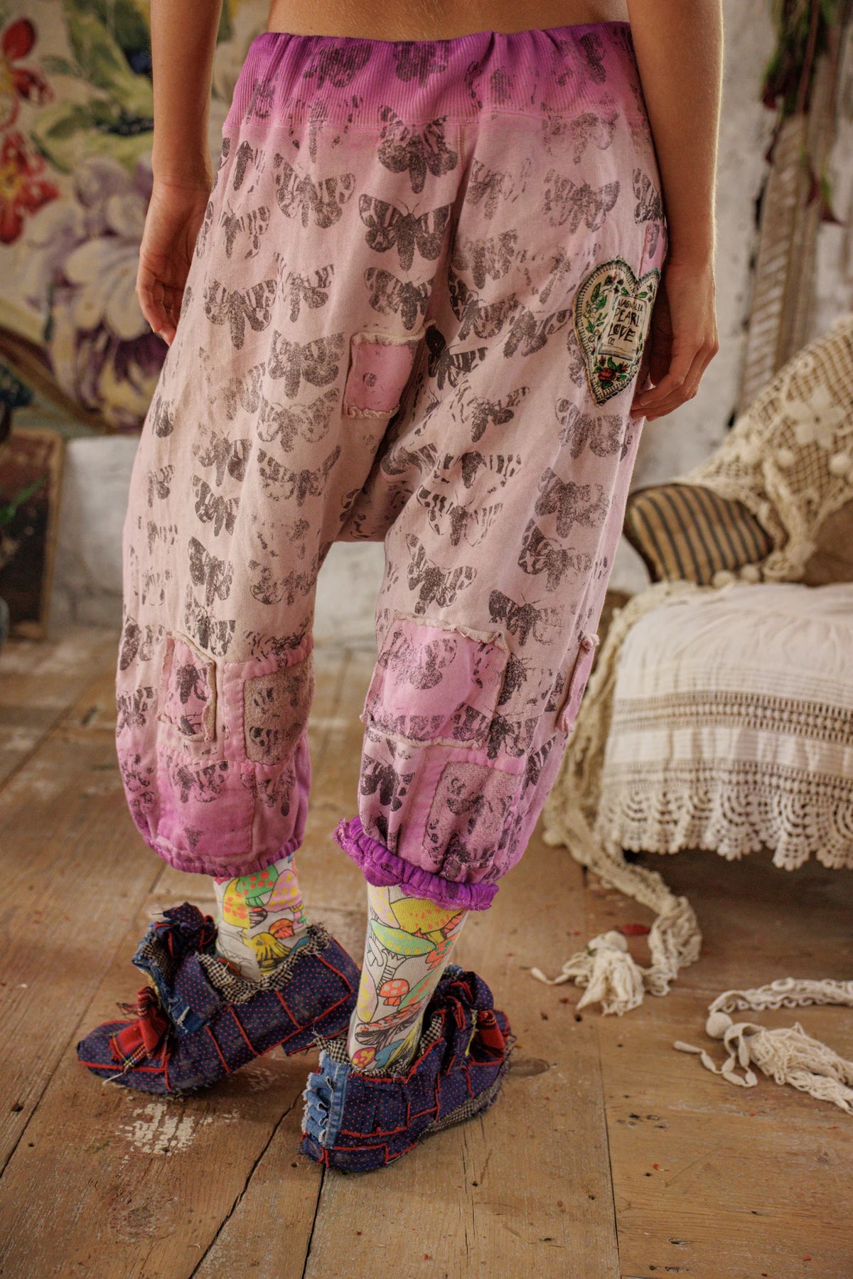 Moth Cali Sweat Shorts Hemlig Meddelande 