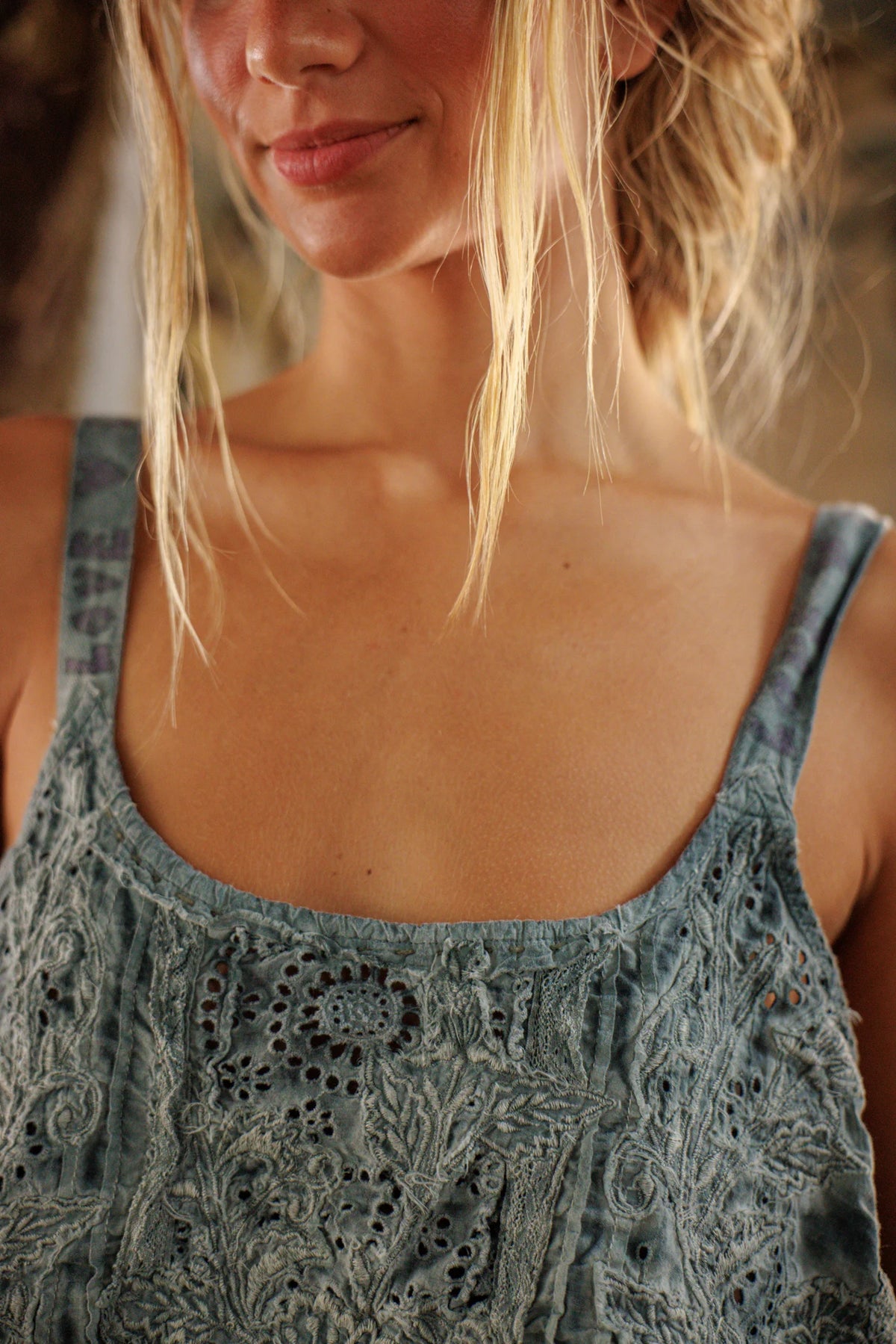 Camiseta Eyelet Leola 